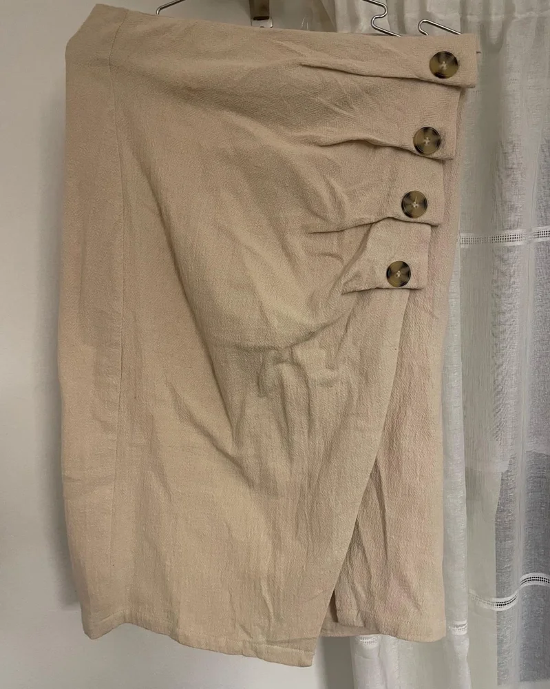 Lefties Skirts
