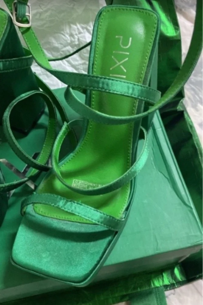 Pixi Sandals