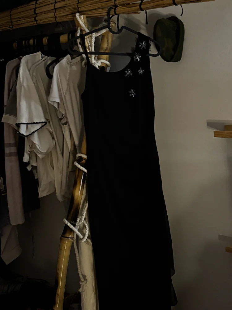Suits, size M / 38 / 10