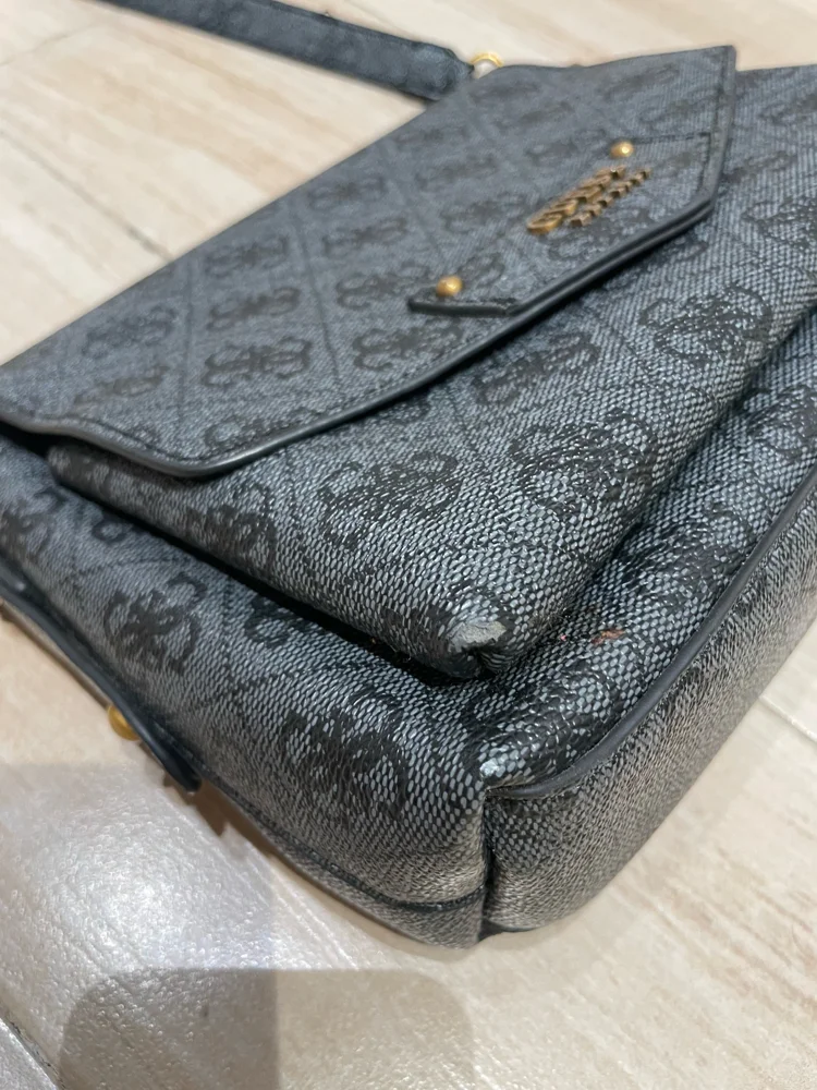 GUESS Cross-Body Bags, Good, photo 5