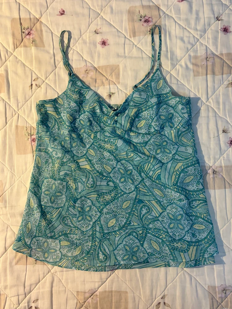 Yessica Tank Tops