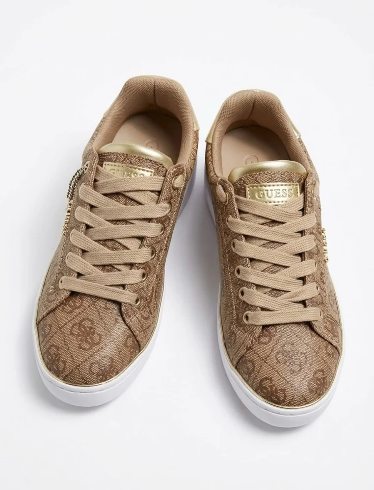GUESS Sneakers