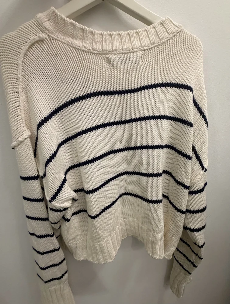 New Yorker Sweaters & Pullovers