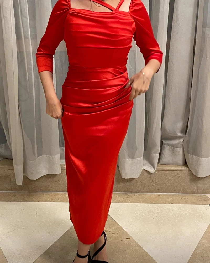 Midi Dresses