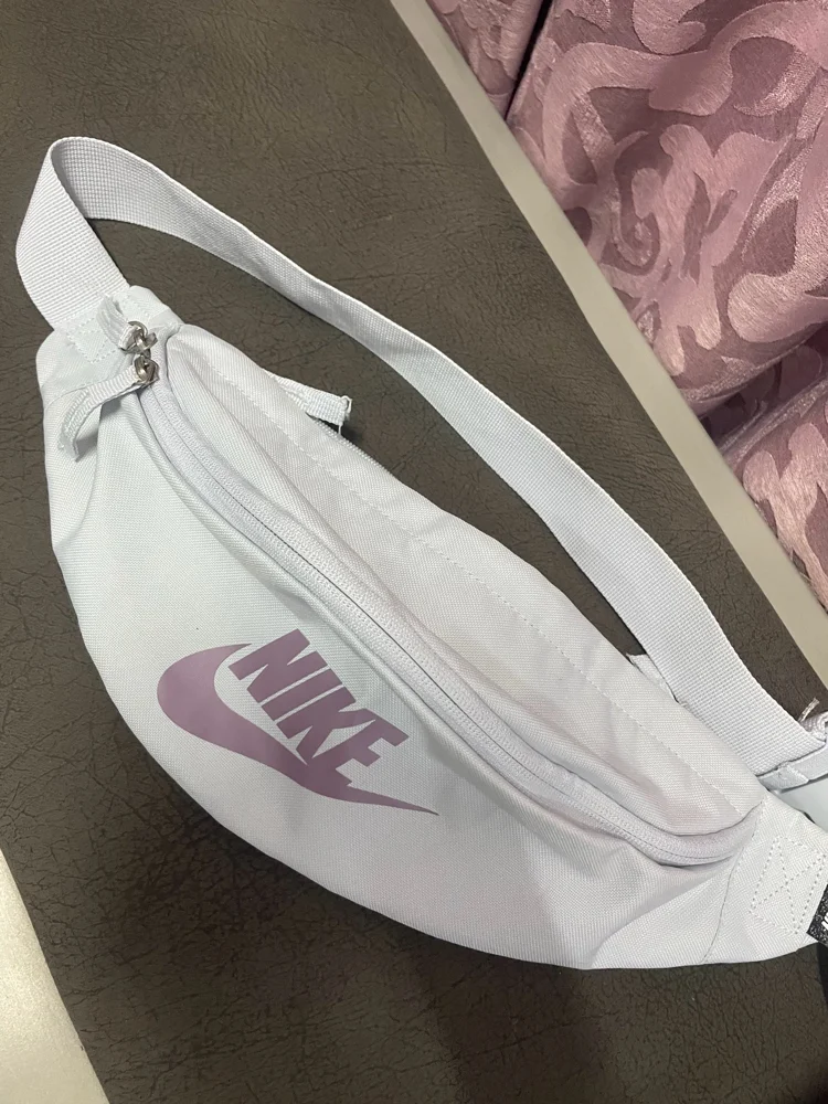 Nike Cross-Body Bags