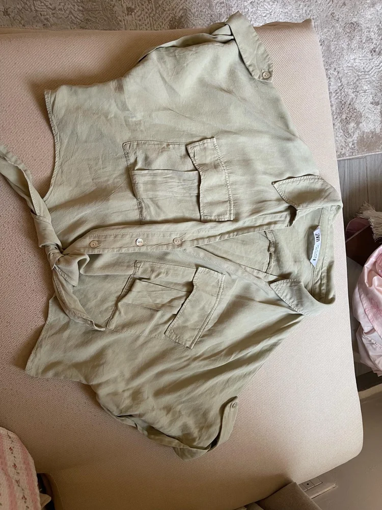 Zara قمصان