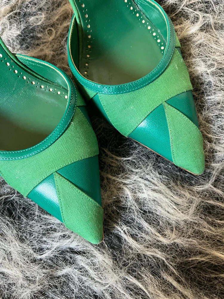 Manolo Blahnik Kitten Heels, size 38, photo 2