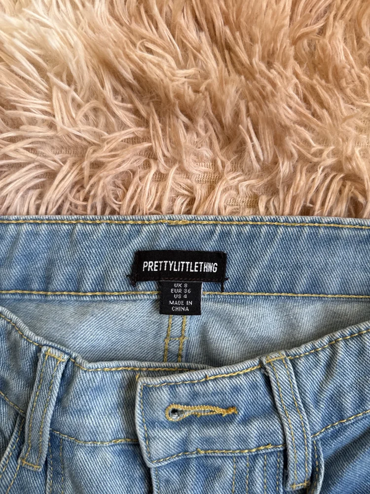 PrettyLittleThing جينز، حالة ممتازة، مقاس S / 36 / 8، صورة 2