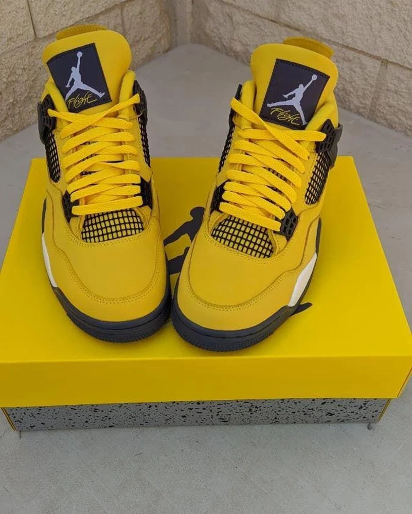 Air Jordan Sneakers, size 40, photo 3