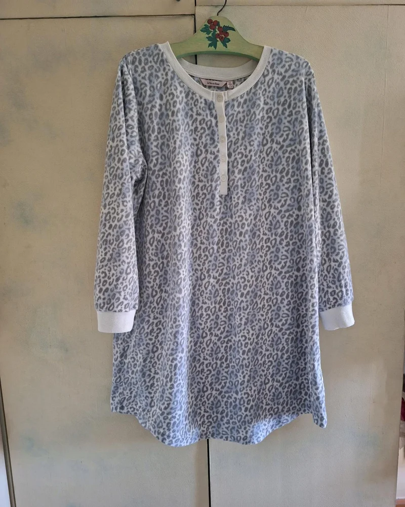 La Vie en Rose Sleep Shirts