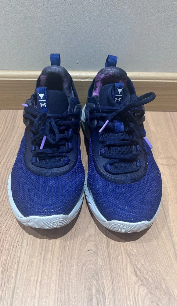 Under Armour سنيكرز، حالة جيدة جداً، مقاس 41، صورة 5