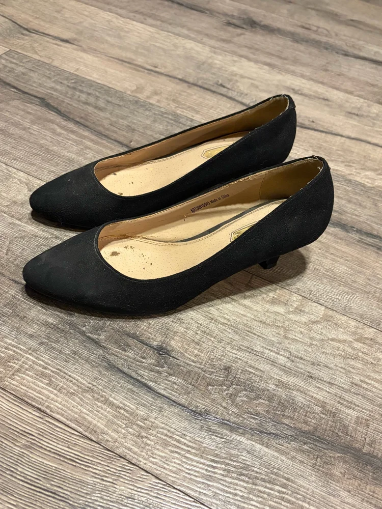 deja vu Kitten Heels