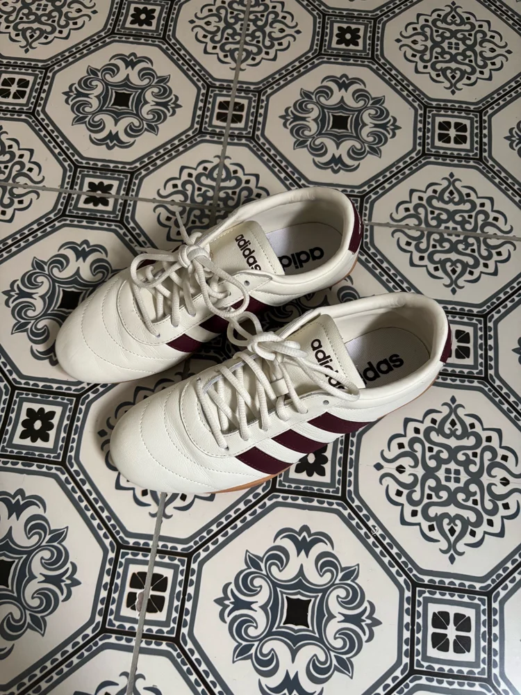adidas Sneakers, size 37.5, photo 2