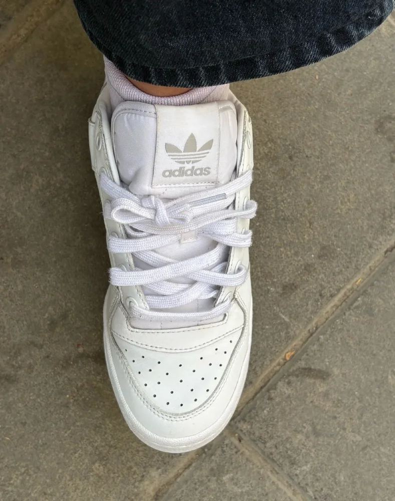 adidas Sneakers, size 38.5, photo 2