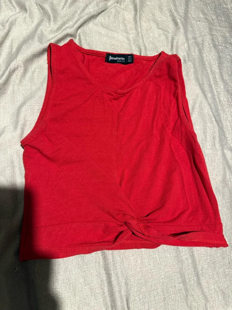 Stradivarius Crop Tops