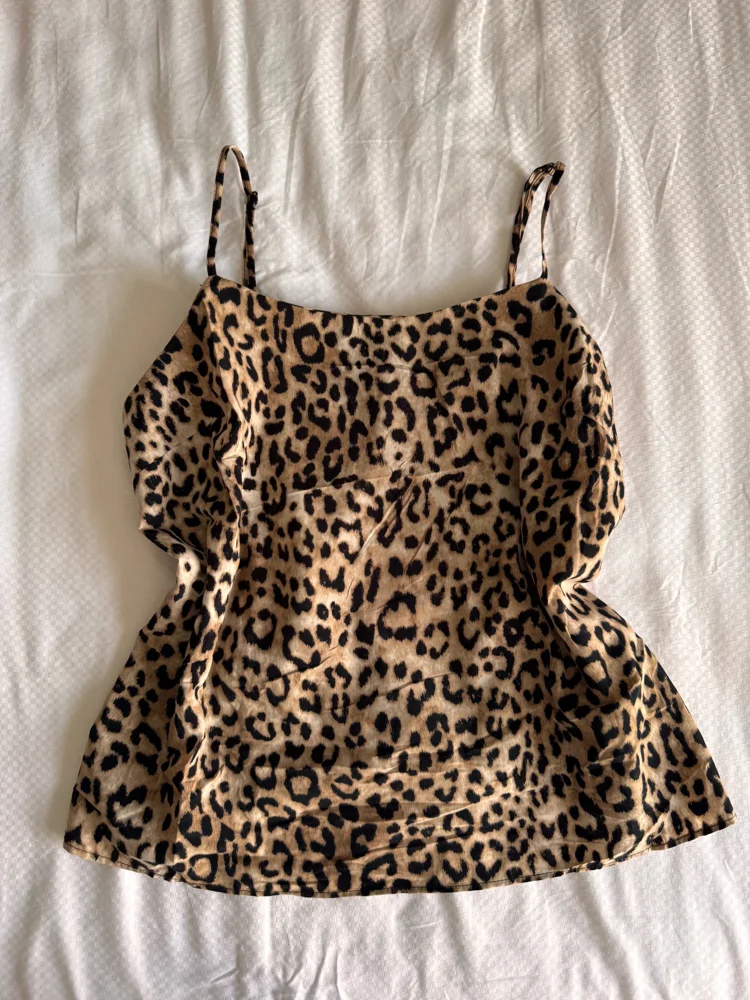 River Island كامي توب