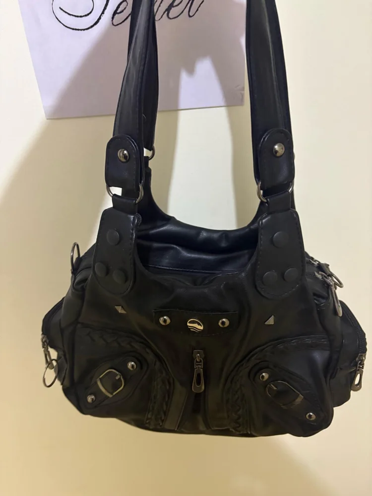 Helio Shoulder Bag