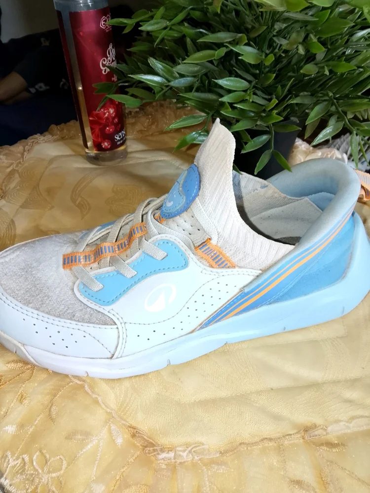 Decathlon Shoes, size 11y, photo 2