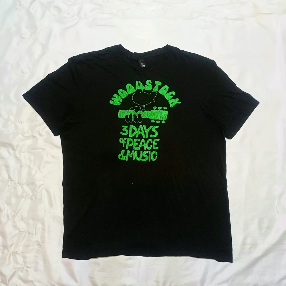 T-shirts, size XL