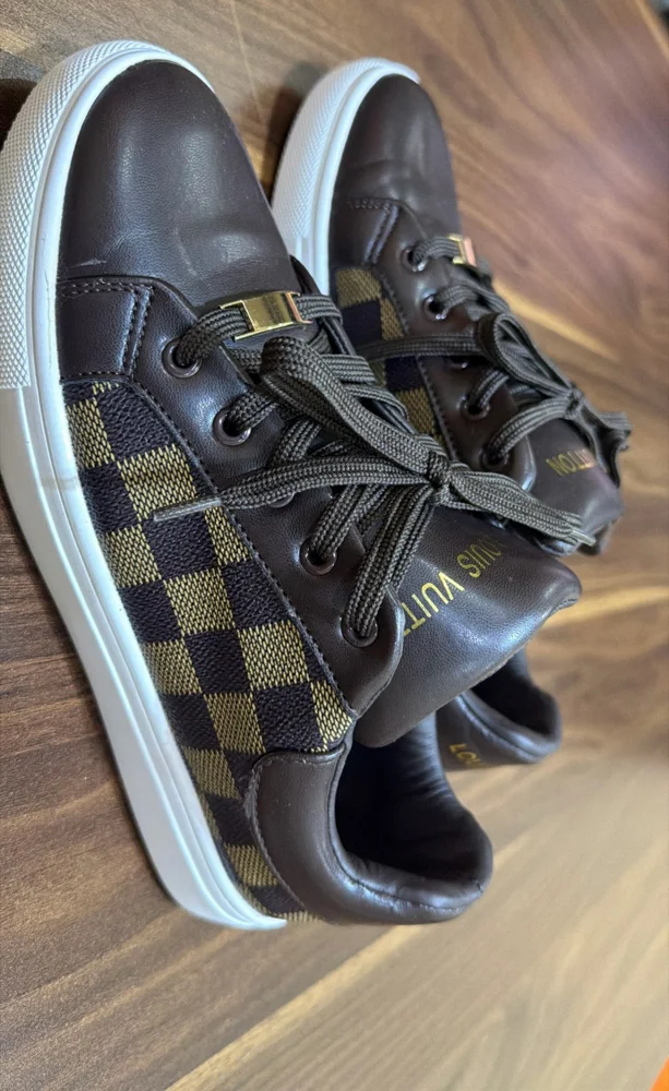 Louis Vuitton Sneakers, size 38, photo 2