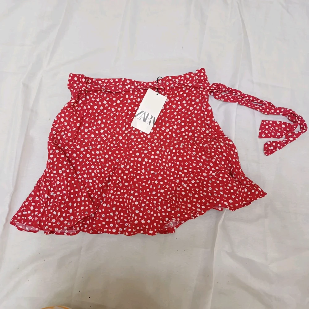 Zara جيبات