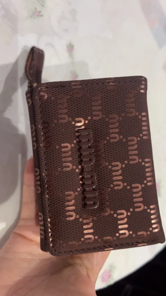 Miu Miu محافظ