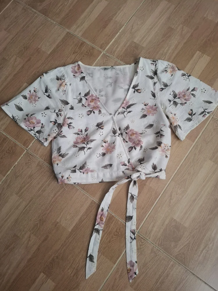 American Eagle Blouses