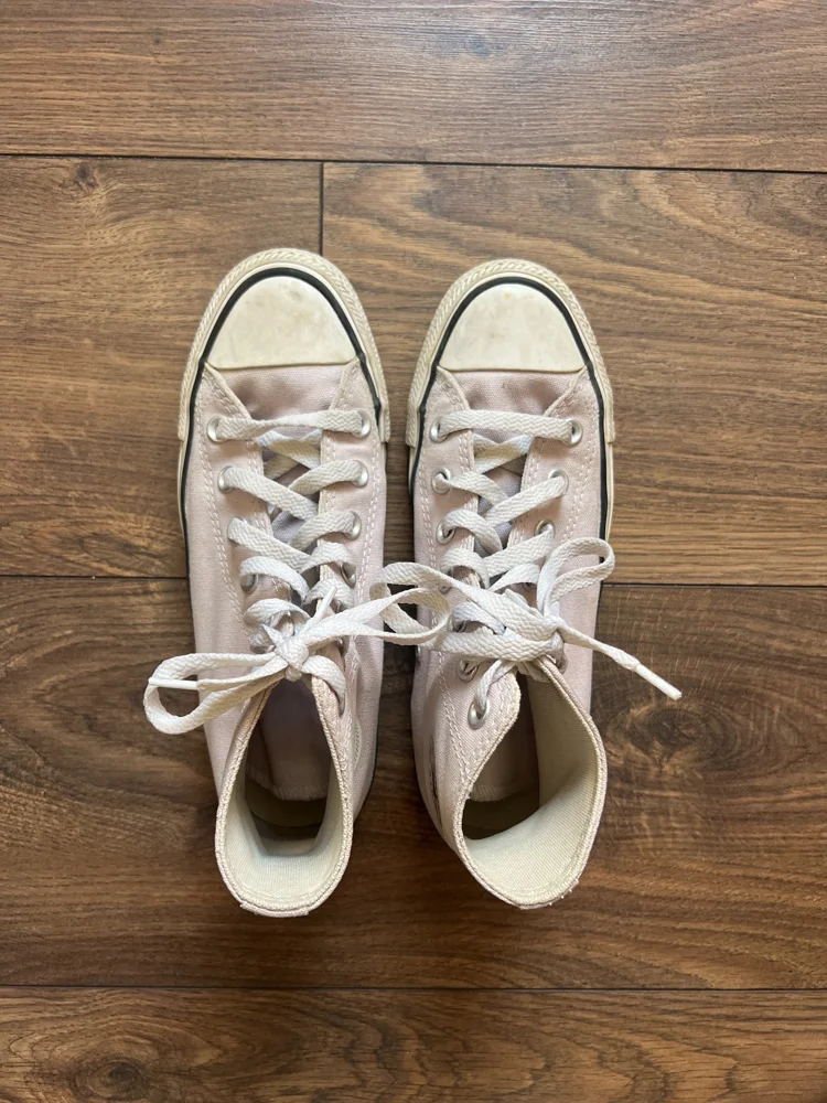 Converse سنيكرز