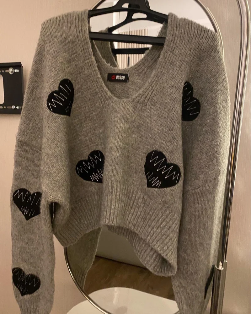 Sweaters & Pullovers
