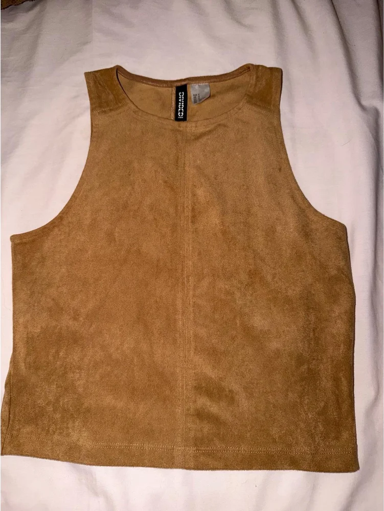 H&M Divided Crop Tops