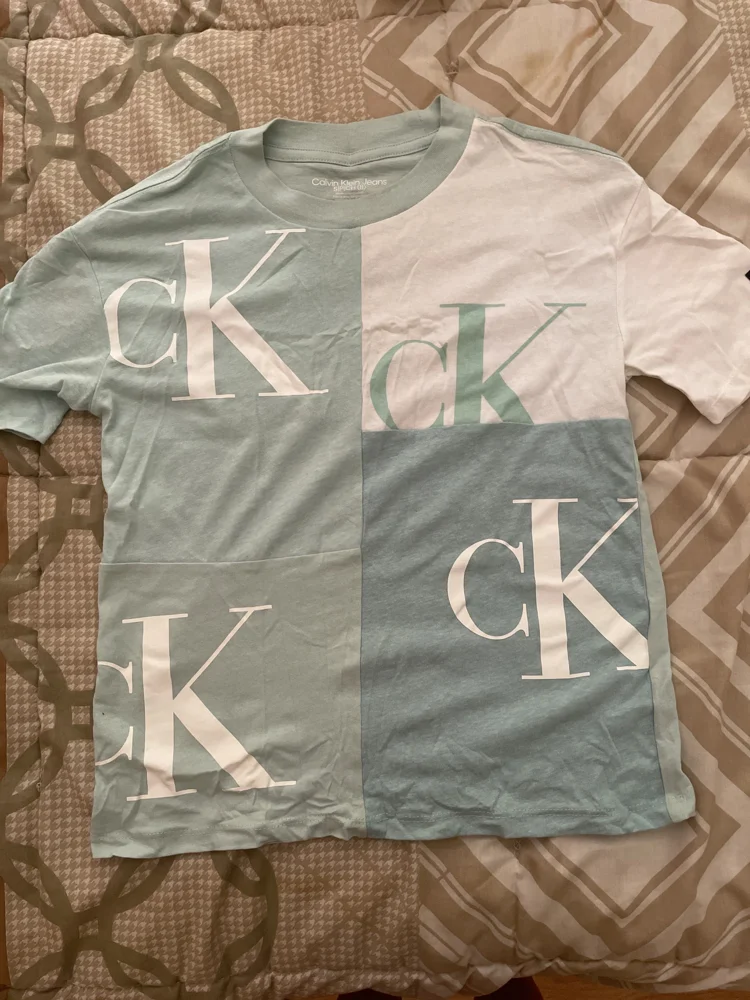 Calvin Klein T-shirts