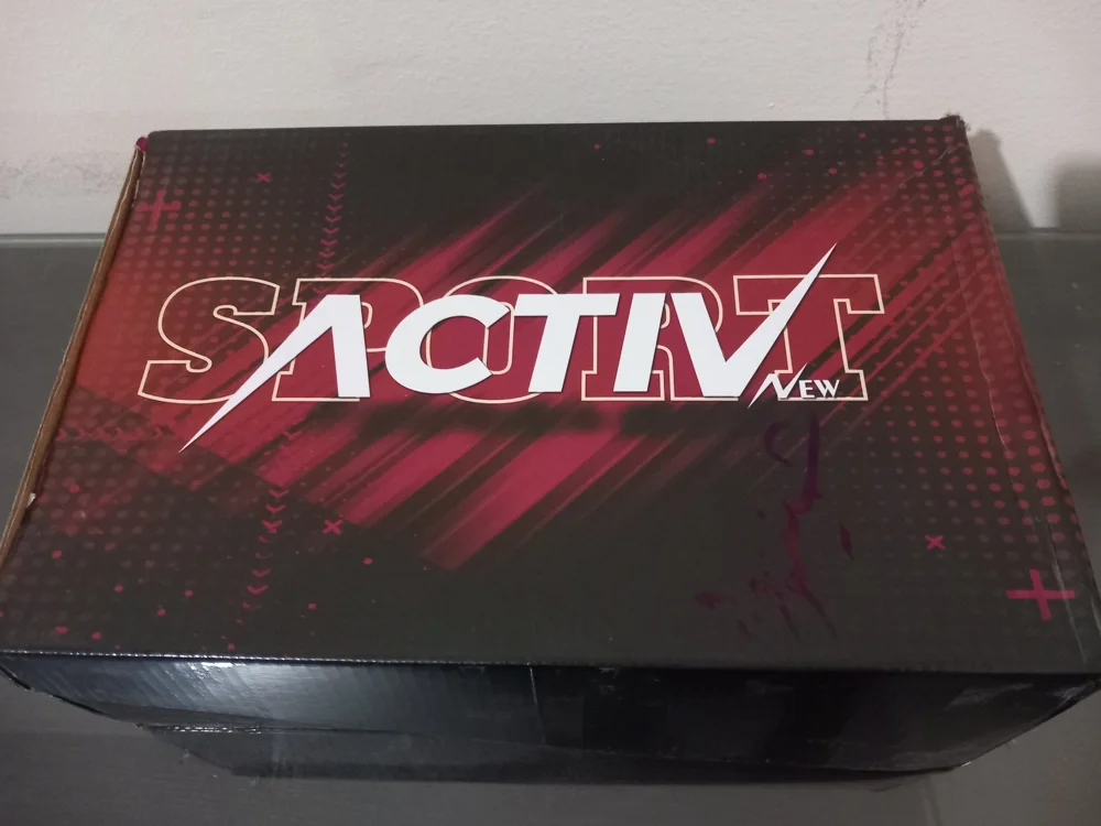 Active Footwear, New with tags, photo 2