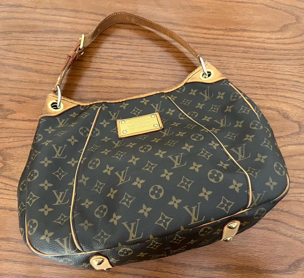 Louis Vuitton Shoulder Bag