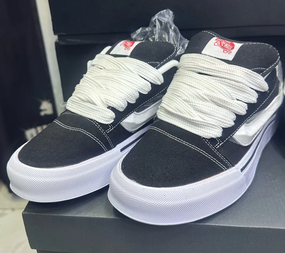 Vans Sneakers, New with tags, size 43, photo 3