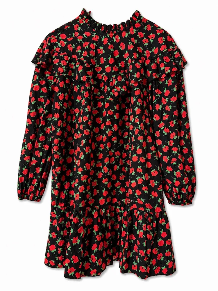 Zara فساتين قصيرة