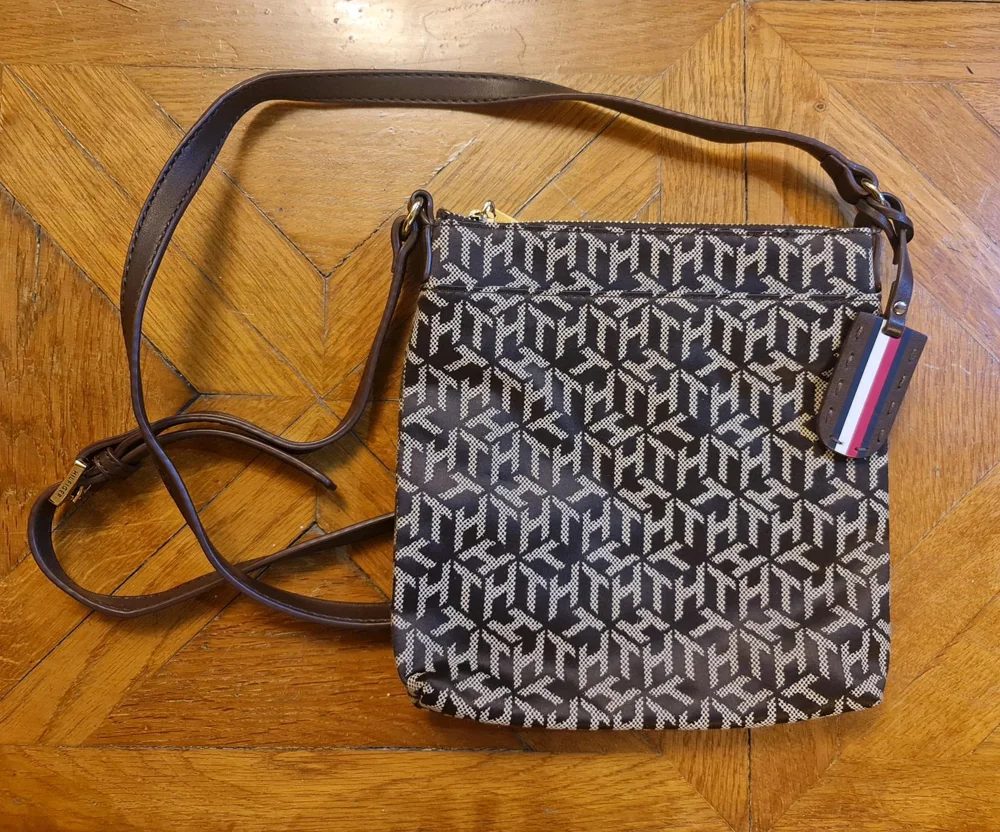Tommy Hilfiger Cross-Body Bags