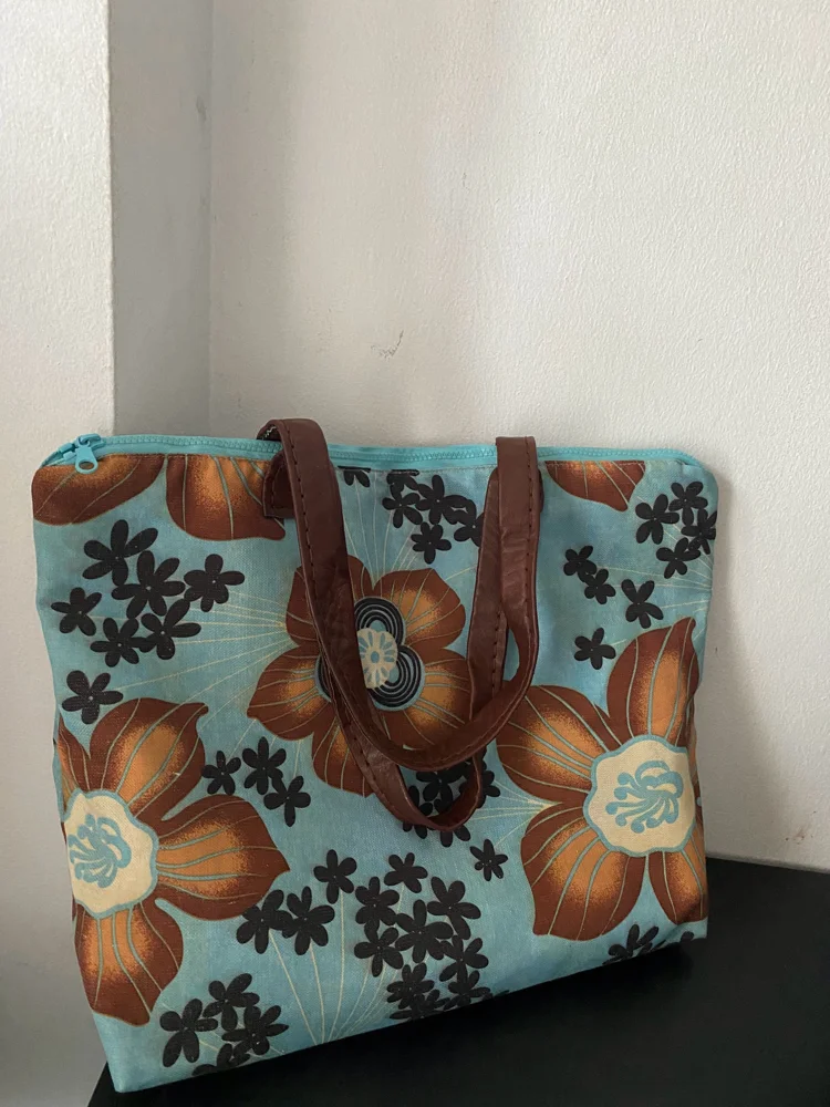 Tote Bags, New with tags, photo 4