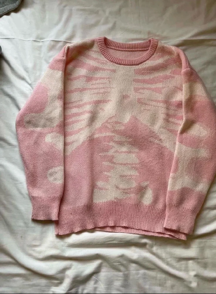 Shein سويترات وبلوفرات