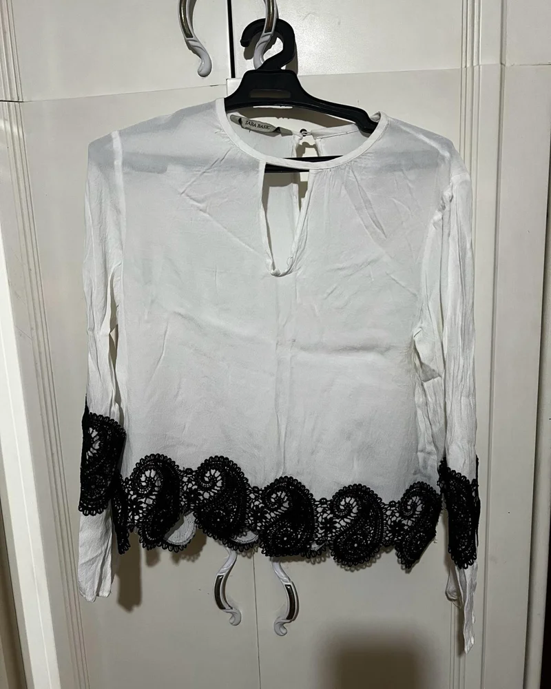 Zara بلوزات