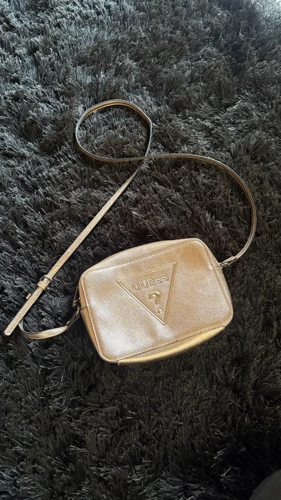 GUESS Cross-Body Bag