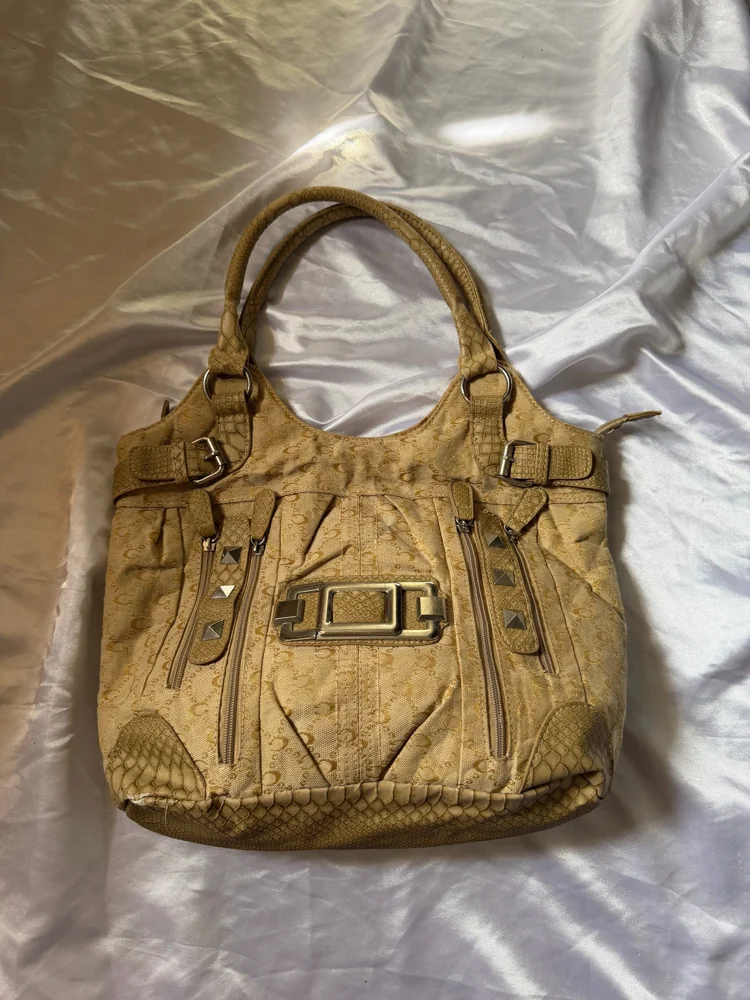 Shoulder Bags
