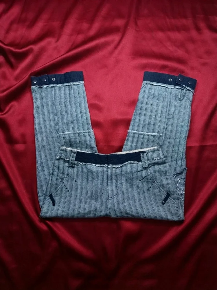 Capris