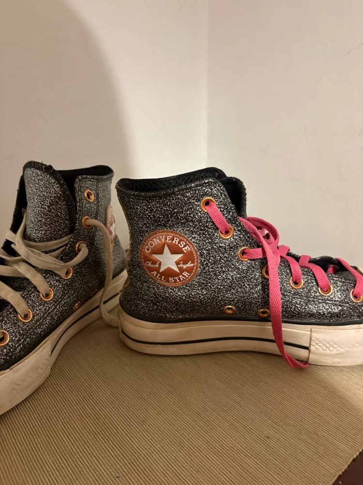 Converse سنيكرز