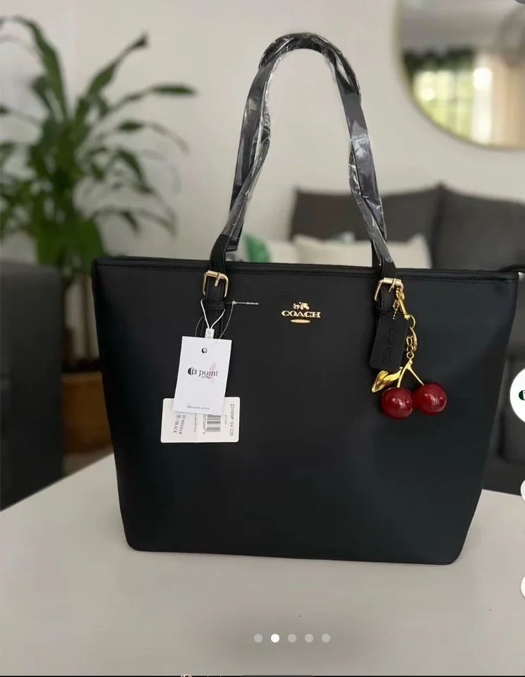 Shoulder Bags