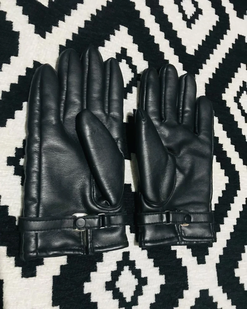 Gloves