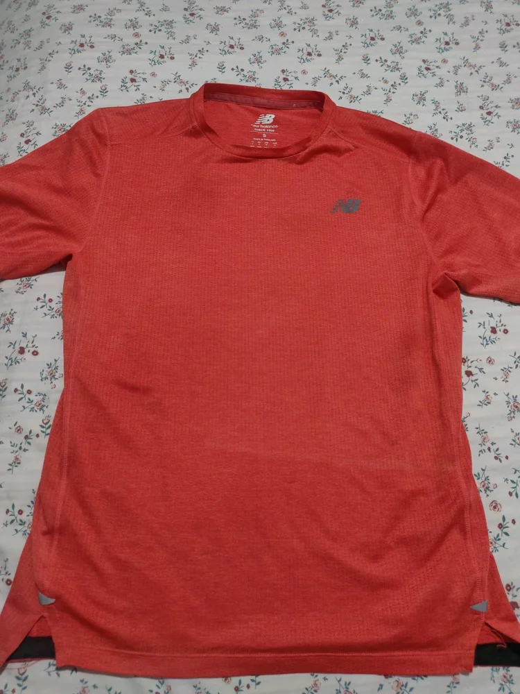New Balance T-shirts