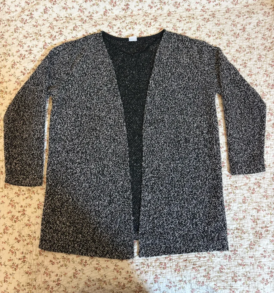 Bossini Cardigans
