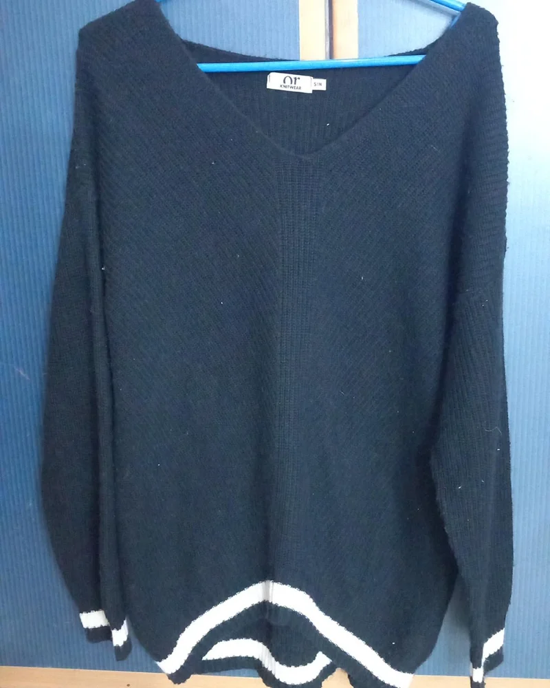 Sweaters & Pullovers