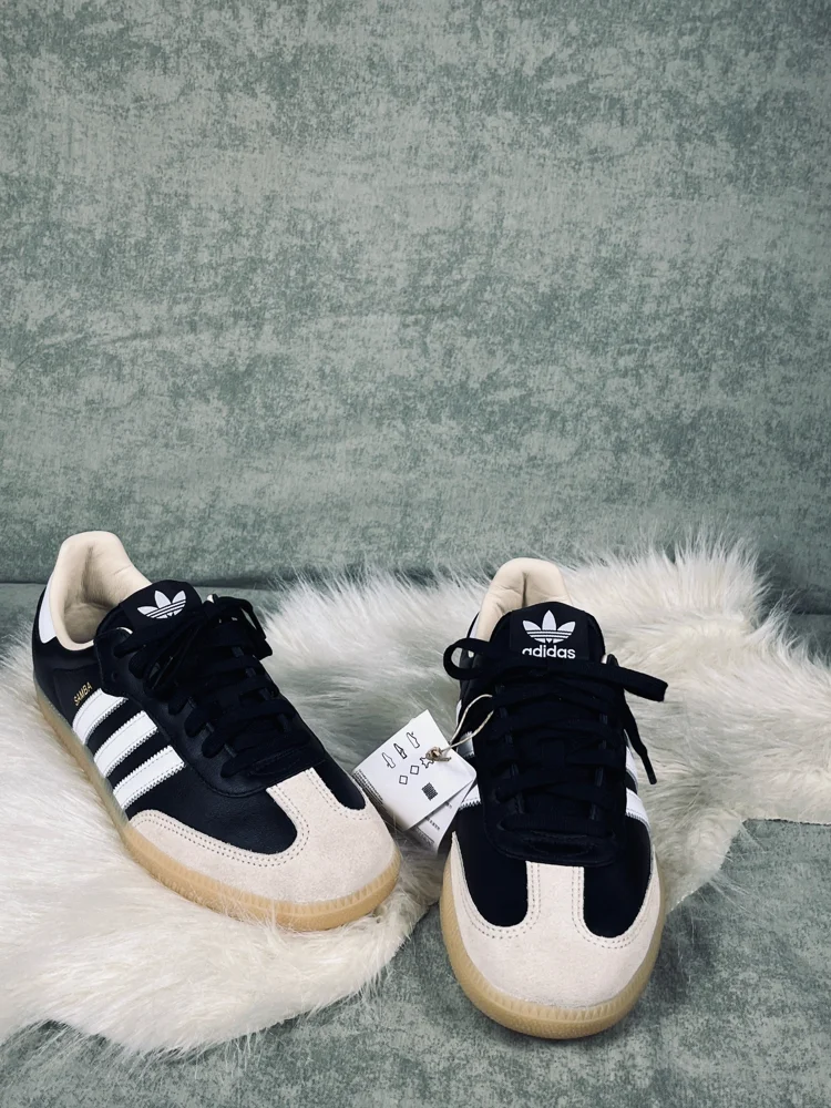 adidas Flats, New with tags, size 43, photo 3