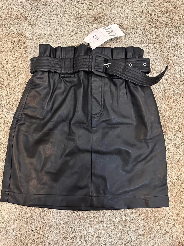 Zara Bottoms
